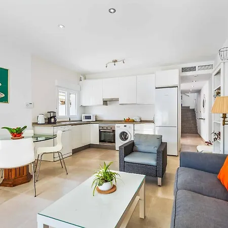 Valeria וילה נרחה